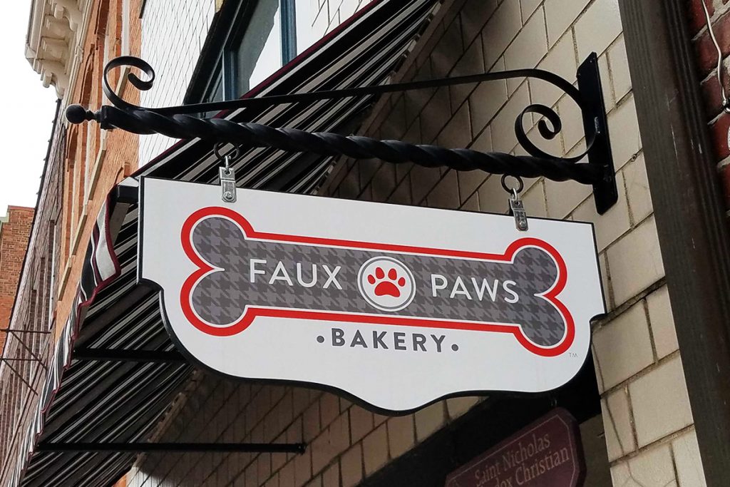 Storefront Signage Pella Engraving & Sign Company